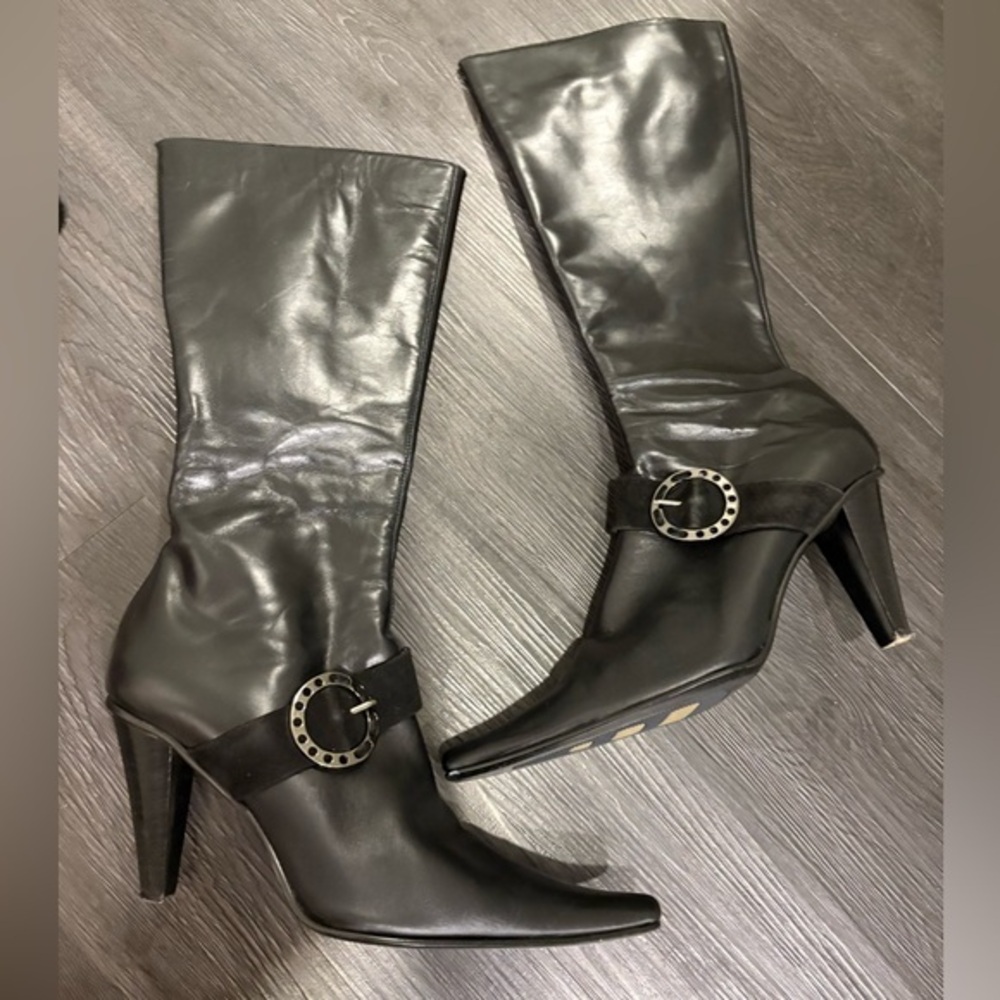 Vintage black leather buckle Y2K boots EU 40 pointed toe